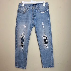 Levi’s 501 T tapered destroyed denim size 26
